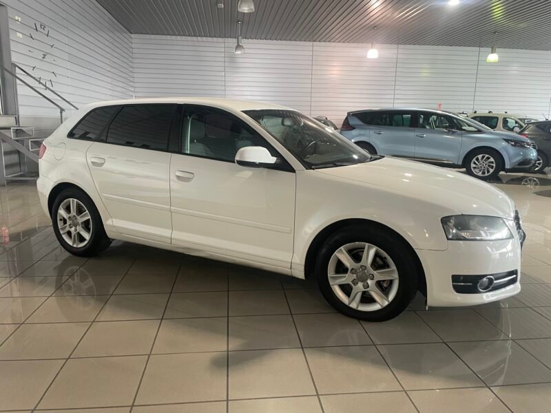 AUDI A3 SPORTBACK 1.6 TDI