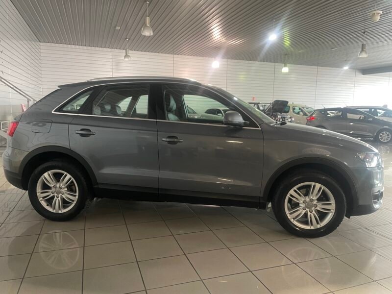 AUDI Q3 2.0 TDI AMBITION