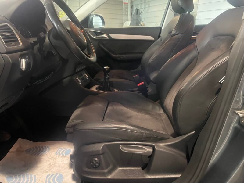 AUDI Q3 2.0 TDI AMBITION