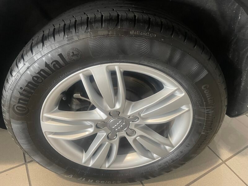 AUDI Q3 2.0 TDI AMBITION