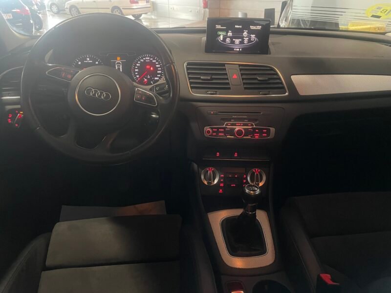 AUDI Q3 2.0 TDI AMBITION