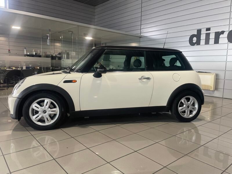 MINI Cooper 1.6