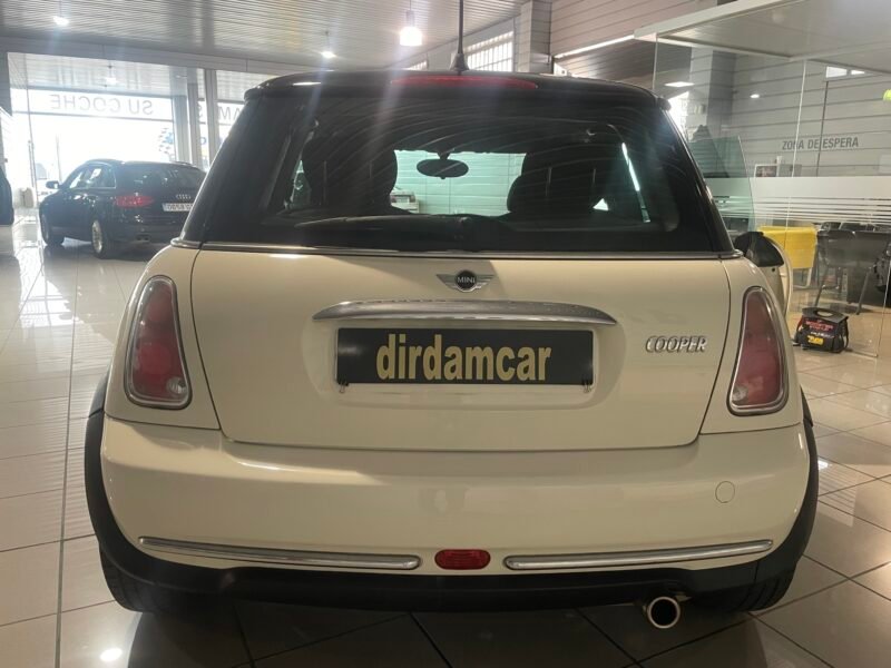 MINI Cooper 1.6