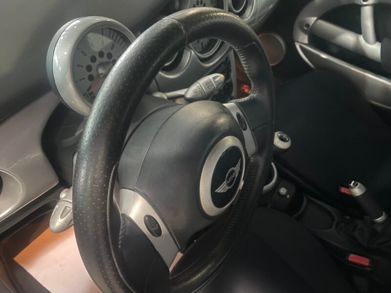 MINI Cooper 1.6