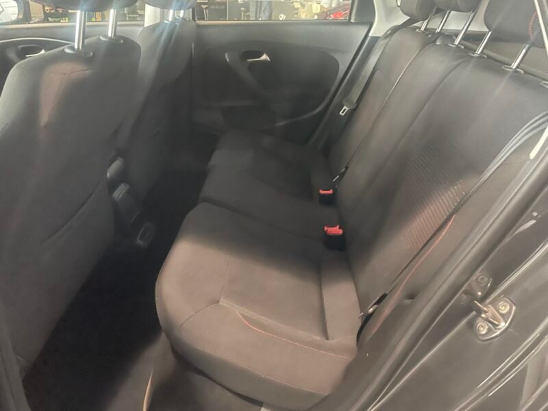 VOLKSWAGEN POLO 1.4 TDI