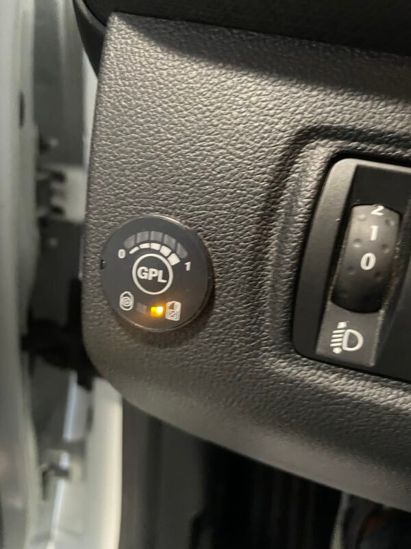 RENAULT Clio 0.9 TCE GLP