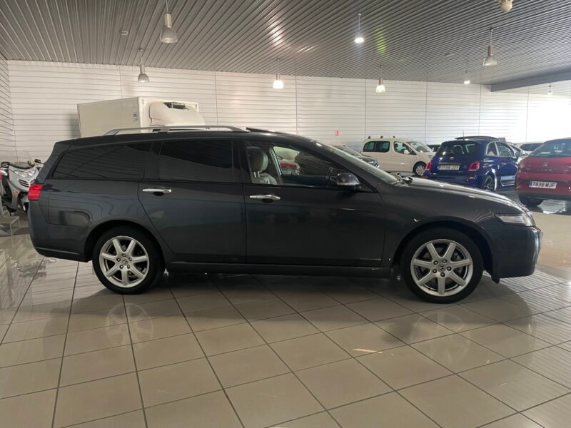 HONDA ACCORD 2.4I TOURER