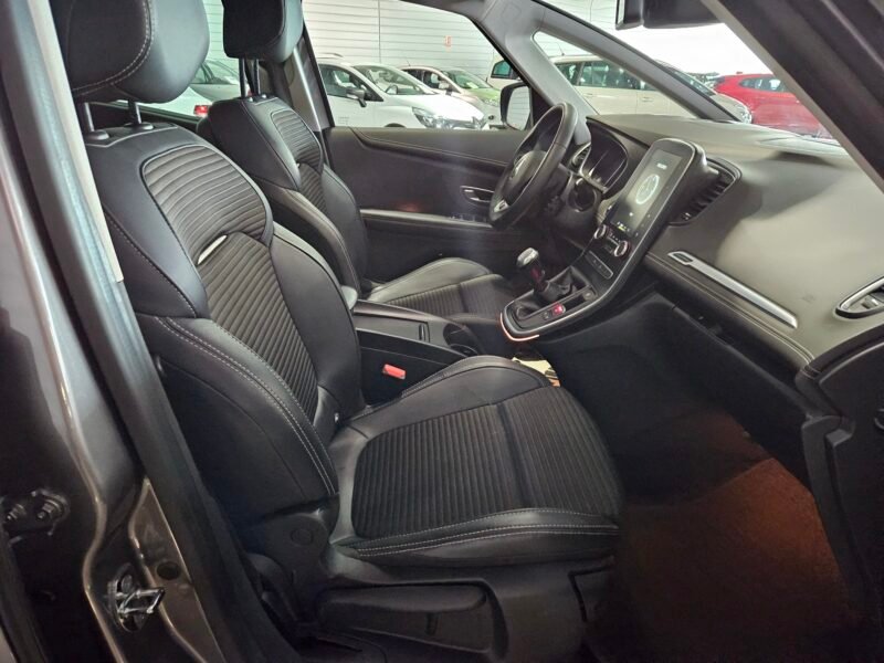 RENAULT SCENIC 1.6 DCI