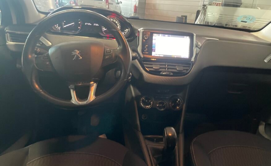 PEUGEOT 208 1.6 HDI STYLE