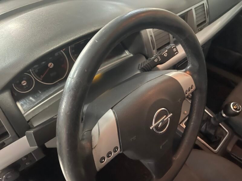 OPEL VECTRA 1.8 GTS