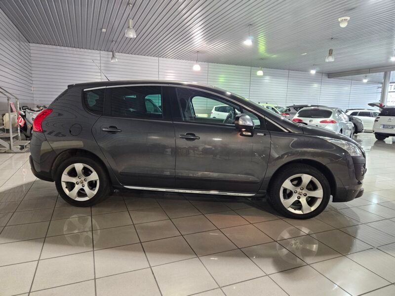 PEUGEOT 3008 1.6 hdi
