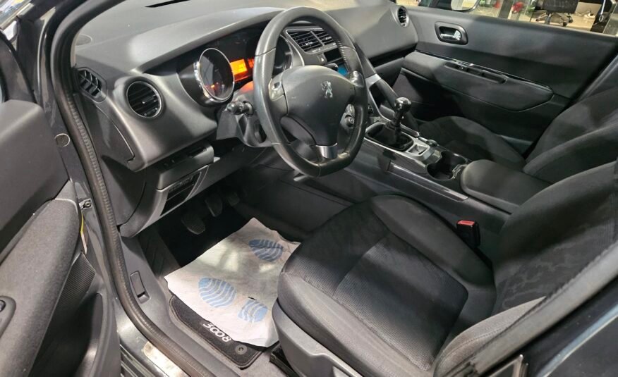 PEUGEOT 3008 1.6 hdi