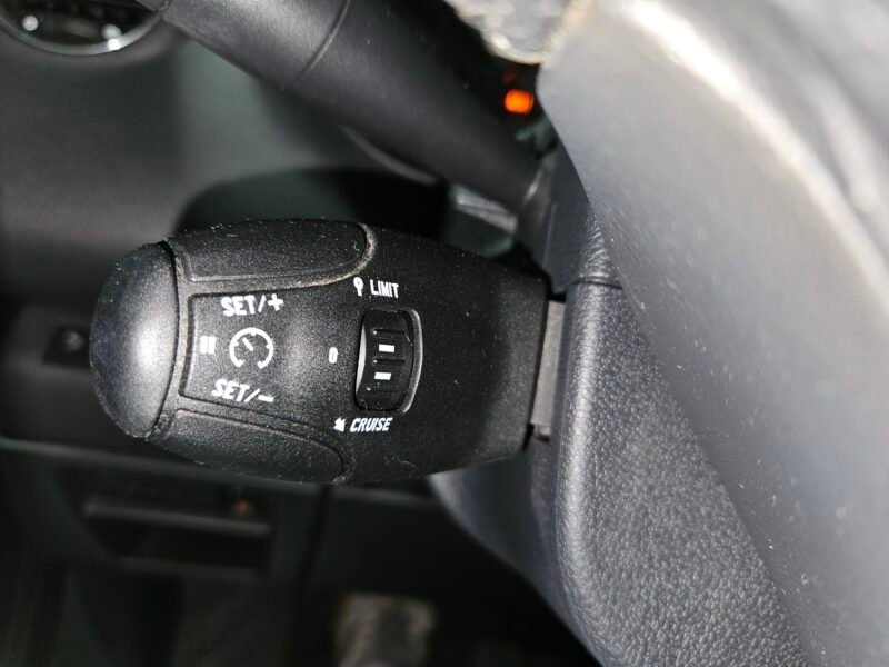 PEUGEOT 3008 1.6 hdi