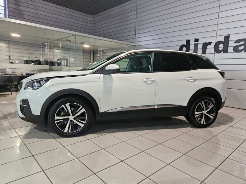 PEUGEOT 3008 1.5 HDI ALLURE 130CV