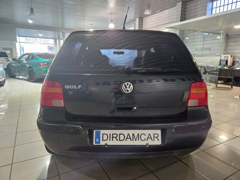 VOLKSWAGEN Golf 1.6 CONCEPLINE