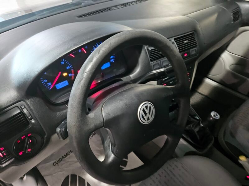 VOLKSWAGEN Golf 1.6 CONCEPLINE