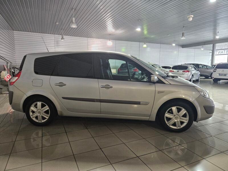 RENAULT GRAND SCENIC 1.9 DCI