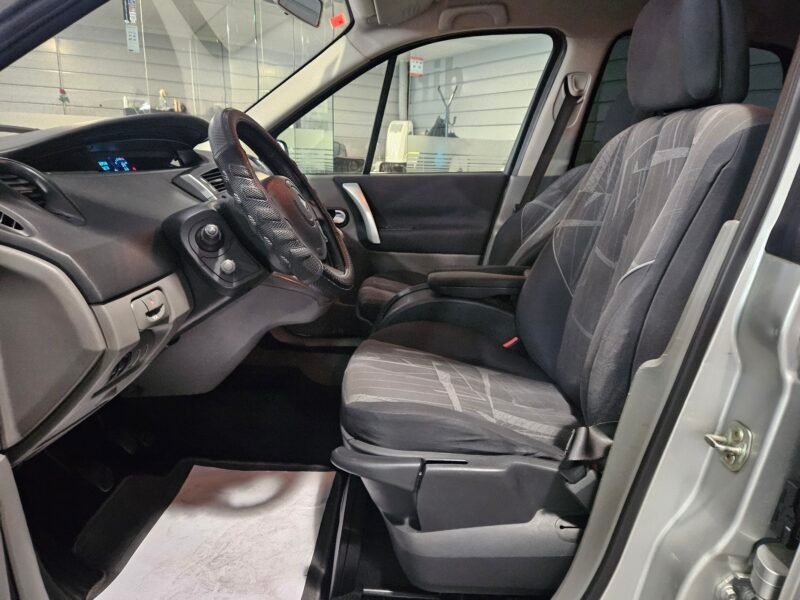 RENAULT GRAND SCENIC 1.9 DCI