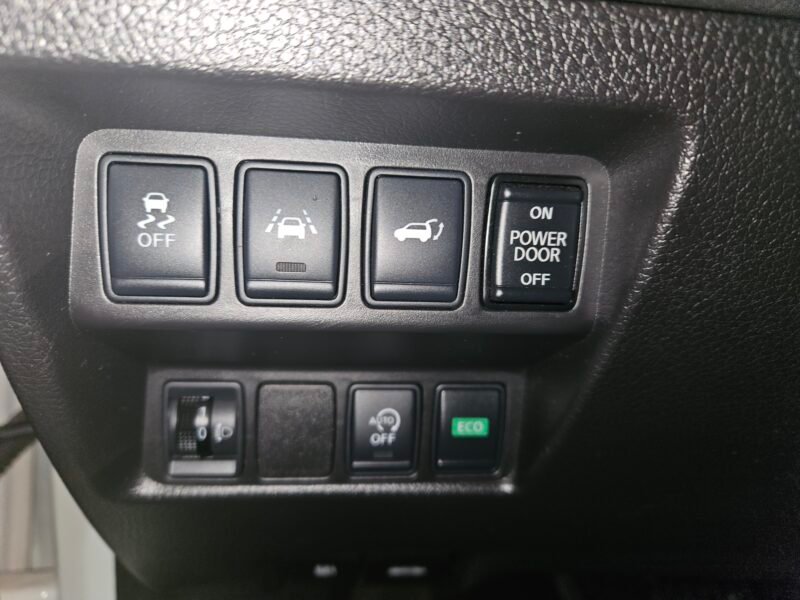 NISSAN X-TRAIL 2.0 DCI 177CV