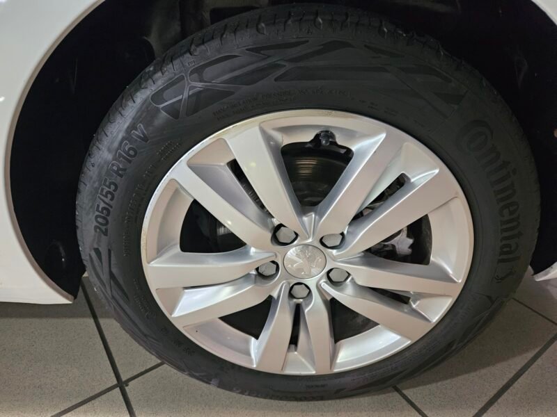 PEUGEOT 308 SW 1.5 HDI 130