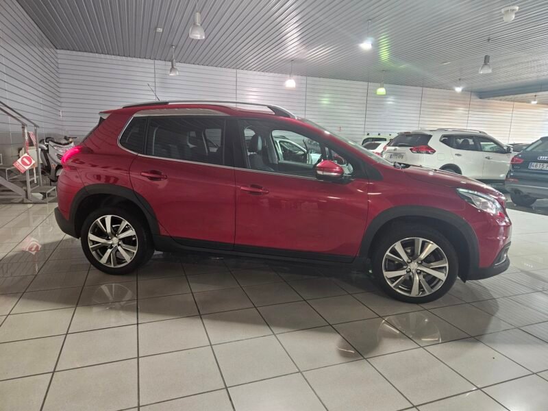 PEUGEOT 2008 1.5 HDI S&S ALLUURE