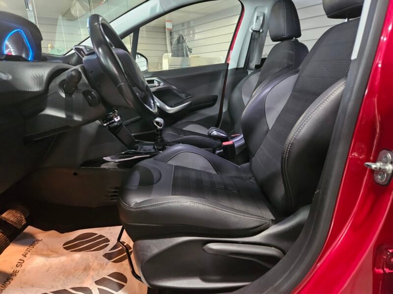 PEUGEOT 2008 1.5 HDI S&S ALLUURE