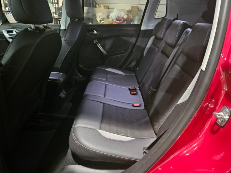 PEUGEOT 2008 1.5 HDI S&S ALLUURE