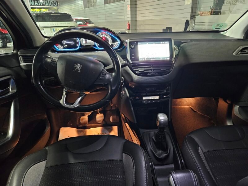 PEUGEOT 2008 1.5 HDI S&S ALLUURE