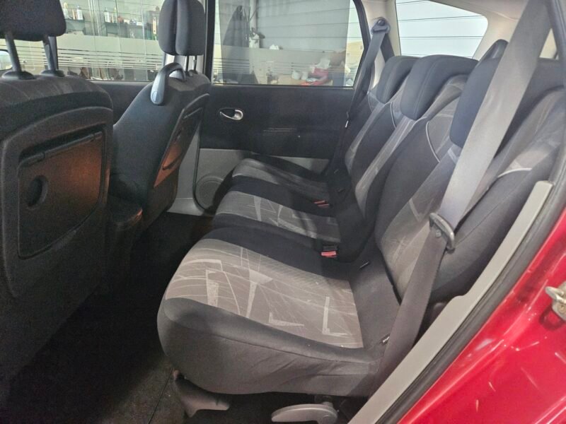 RENAULT GRAND SCENIC 1.9 DCI DYNAMIC