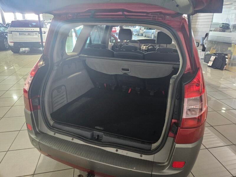 RENAULT GRAND SCENIC 1.9 DCI DYNAMIC