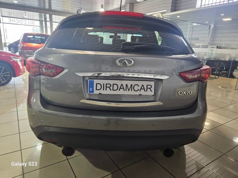 INFINITI QX70 3.0 D PREMIUM