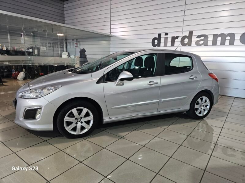 PEUGEOT 308 1.6 VTi 120cv Premier 5p.
