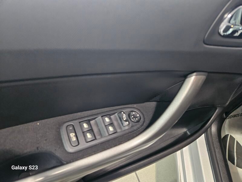 PEUGEOT 308 1.6 VTi 120cv Premier 5p.