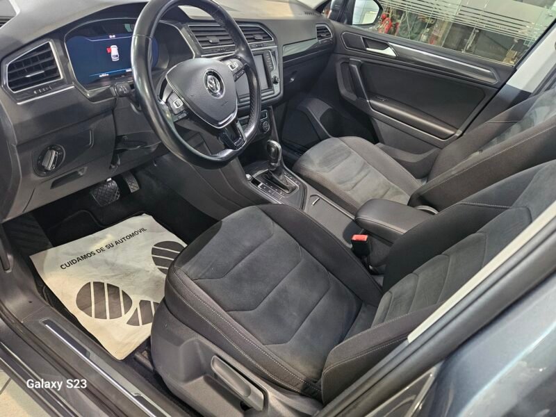 VOLKSWAGEN Tiguan 2.0 TDI SPORT
