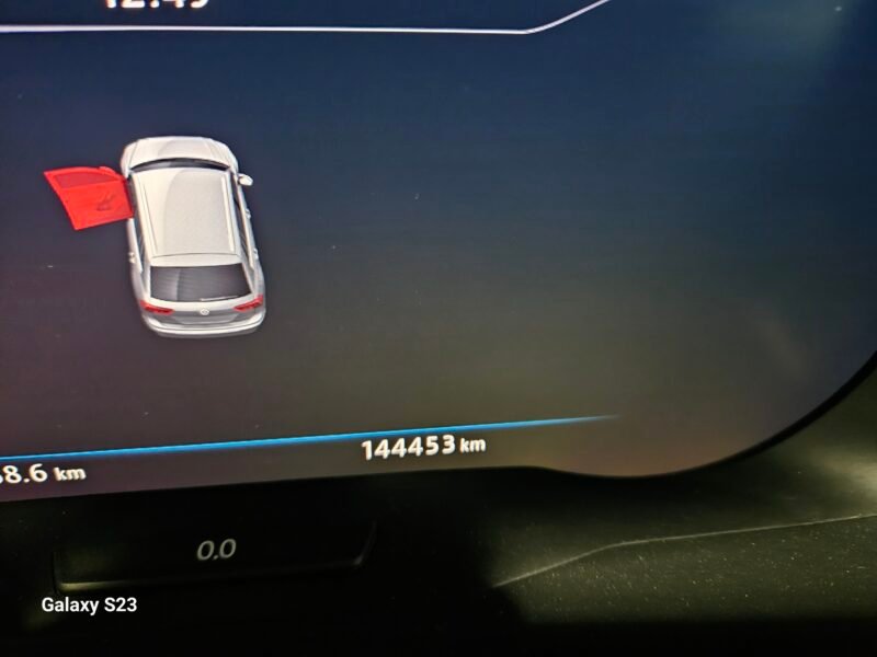 VOLKSWAGEN Tiguan 2.0 TDI SPORT