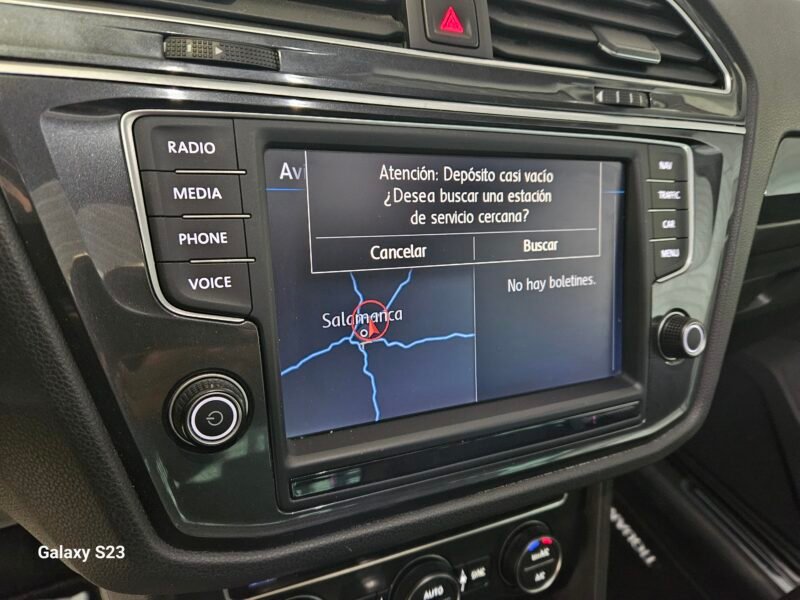 VOLKSWAGEN Tiguan 2.0 TDI SPORT