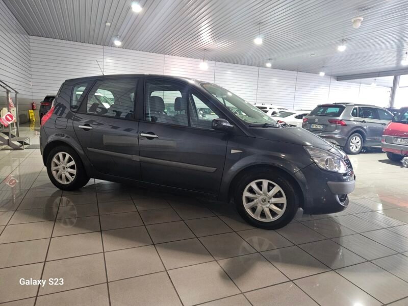 RENAULT SCENIC 1.9 DCI 130 AUTO
