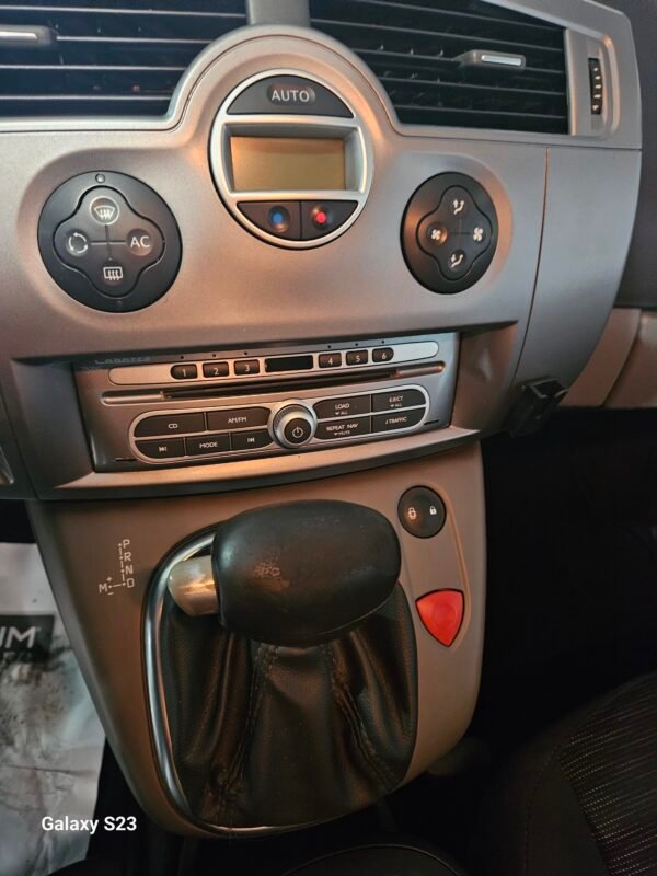 RENAULT SCENIC 1.9 DCI 130 AUTO