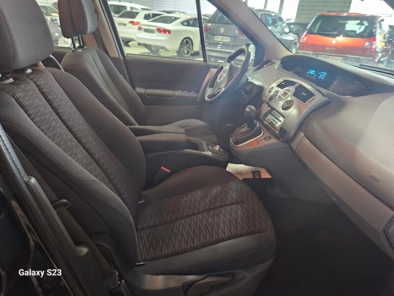RENAULT SCENIC 1.9 DCI 130 AUTO