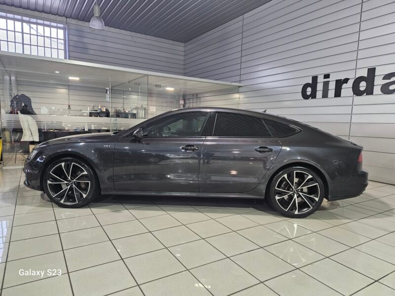 AUDI A7 3.0 TDI 218