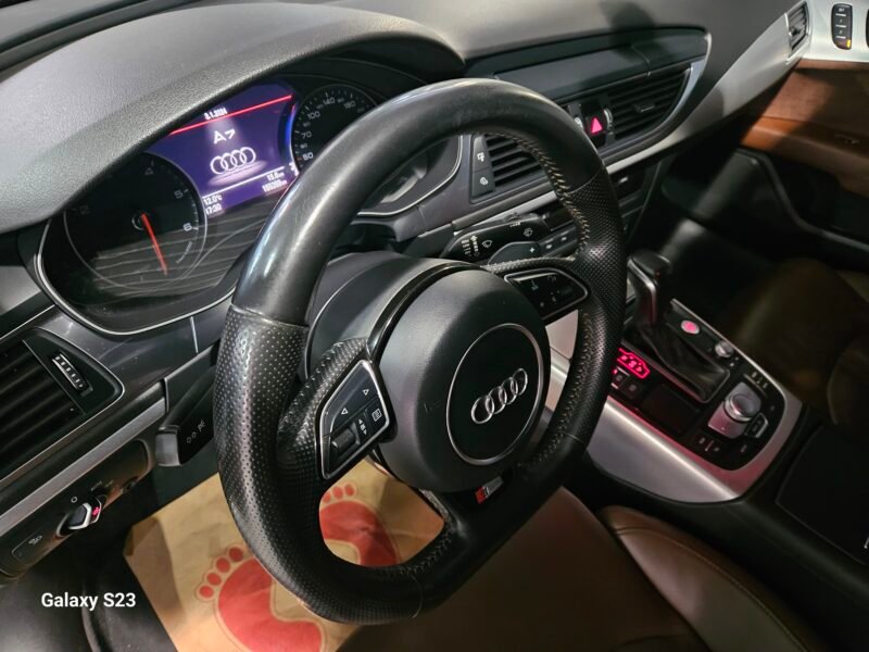 AUDI A7 3.0 TDI 218