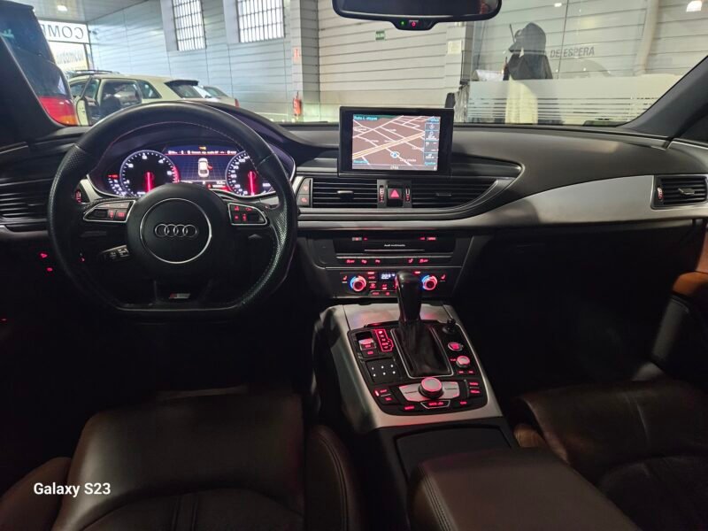 AUDI A7 3.0 TDI 218