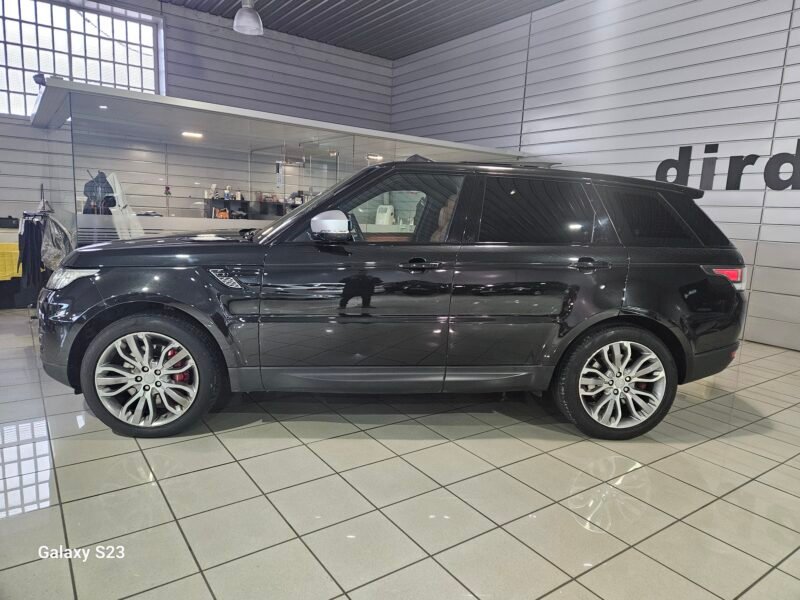 LAND-ROVER RANGE ROVER SPORT 3.0 SDV6 HSE 292