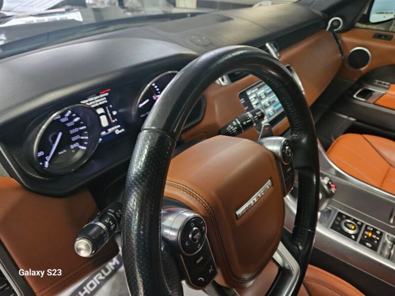 LAND-ROVER RANGE ROVER SPORT 3.0 SDV6 HSE 292