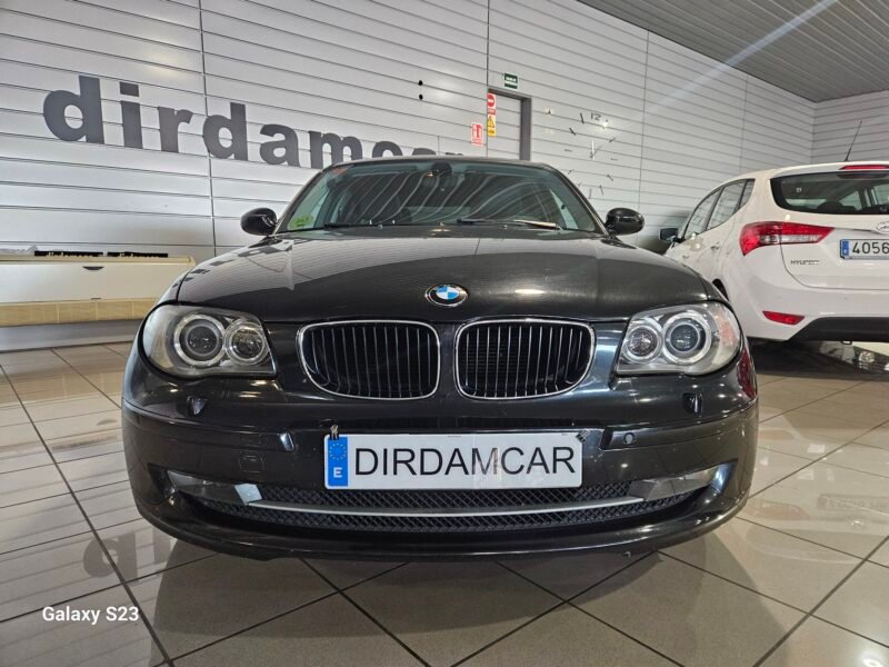 BMW SERIE 1 118D