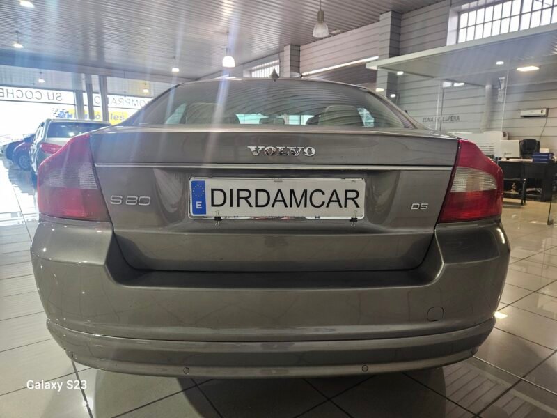 VOLVO S80 2.4D