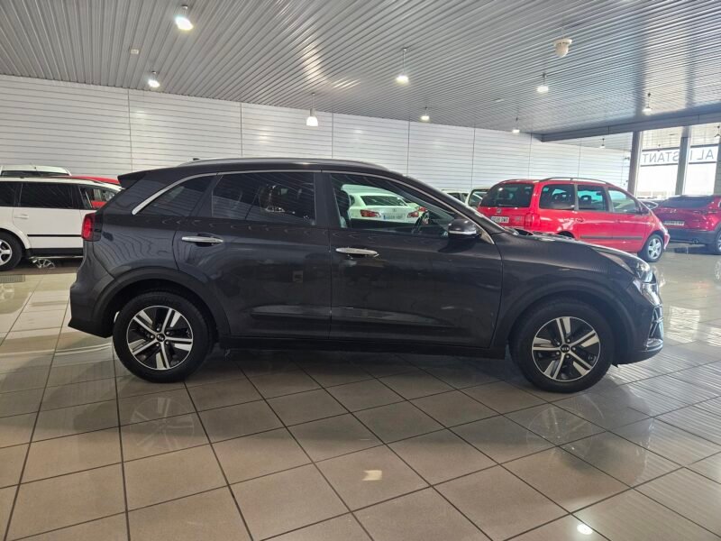 KIA NIRO KIA Niro 1.6 HEV Concept