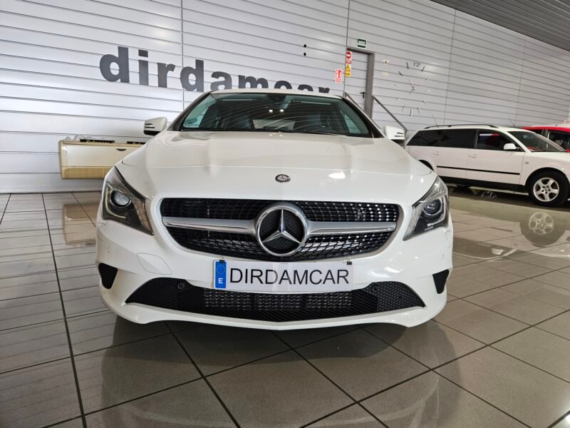 MERCEDES-BENZ CLA SHOOTING BRAKE 220 CDI AUTO