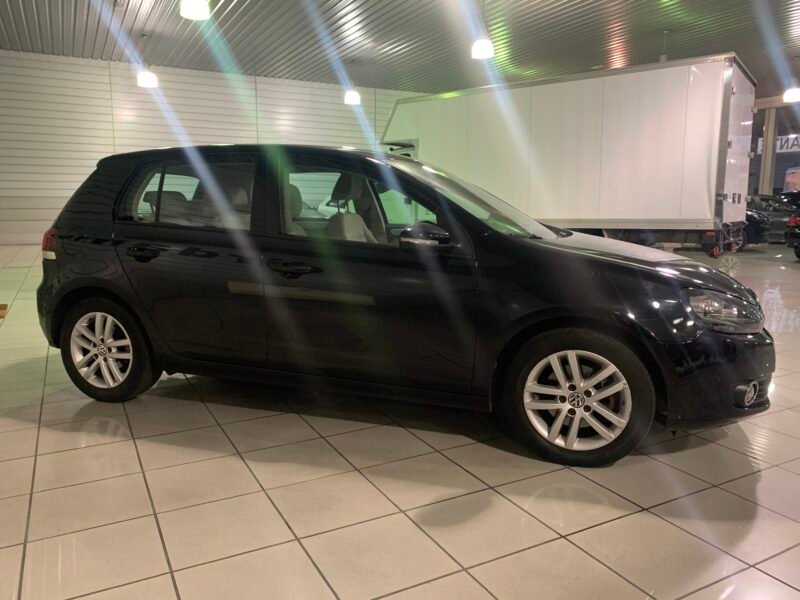 VOLKSWAGEN Golf 1.4 TSI SPORT