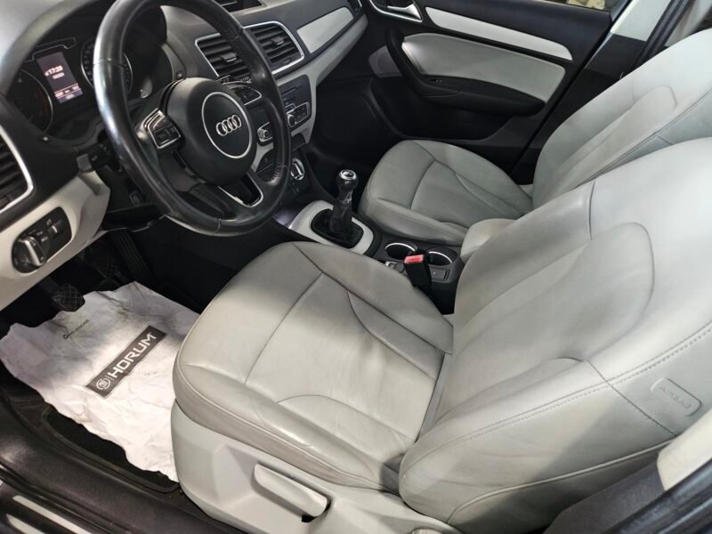 AUDI Q3 2.0 TDI AMBITION